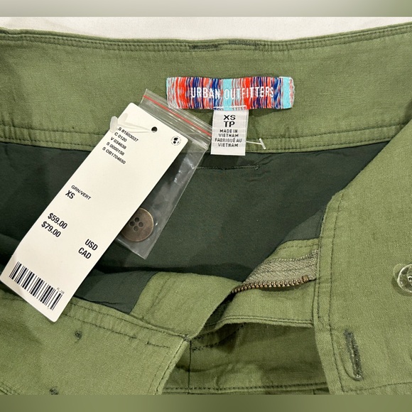 Urban Outfitters SIZE XL Army Green Skirt with Pleats - Picture 2 of 6